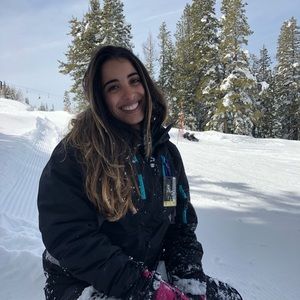 Meet your Posher, Victoria